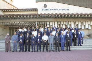 جامعة نايف العربية تفتتح في إسبانيا ورشة (مكافحة الاتجار بالمخدرات والمؤثرات العقلية عبر الإنترنت) 